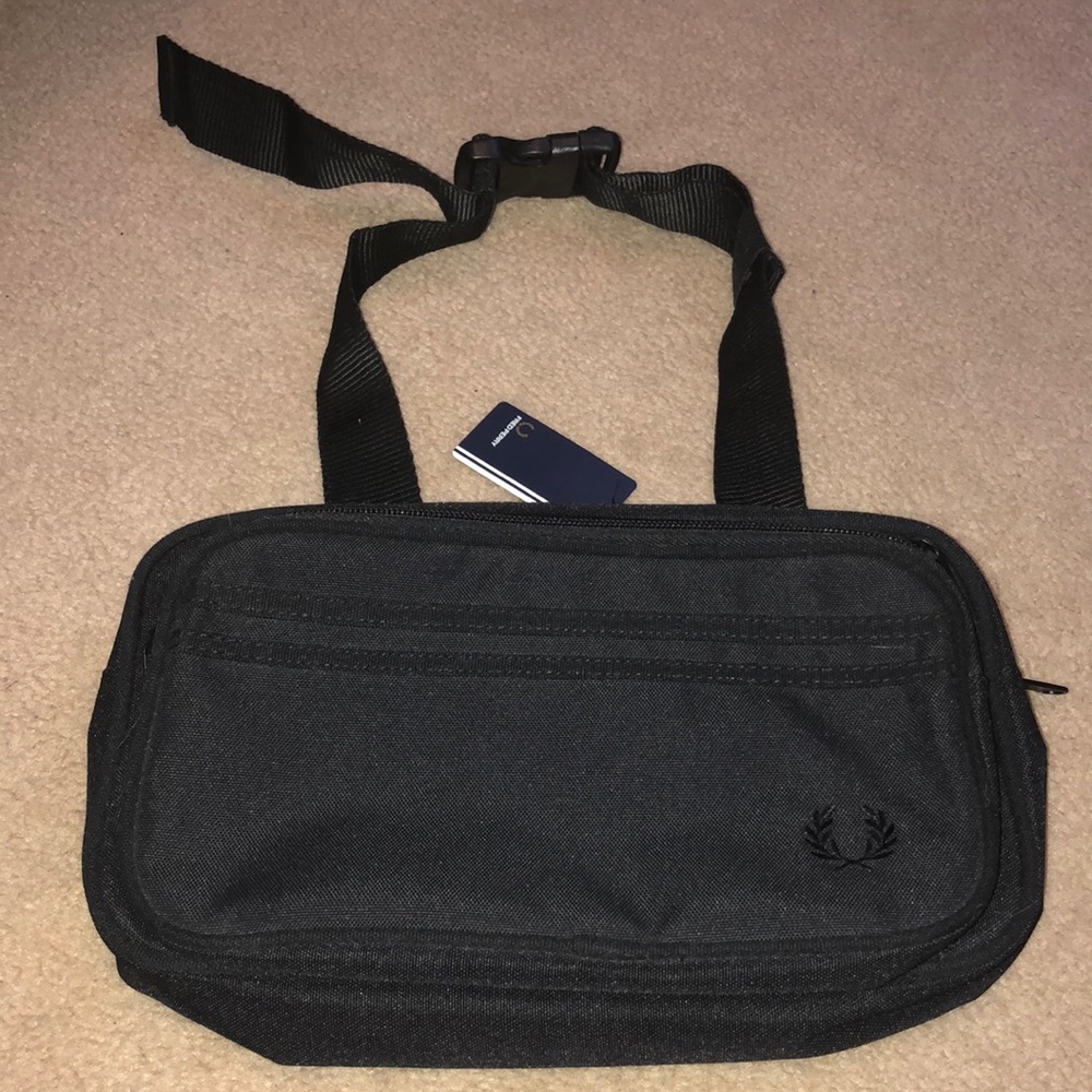 Fred Perry shoulder bag